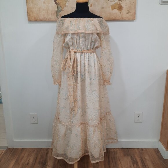 Vtg 60s handmade sheer peach gown - Picture 3 of 16
